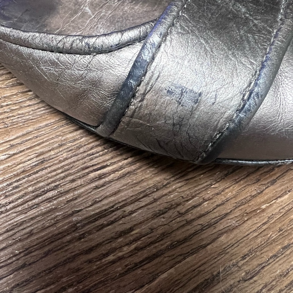 MARC JACOBS pewter metallic turnlock logo flats shoes - Picture 8 of 10